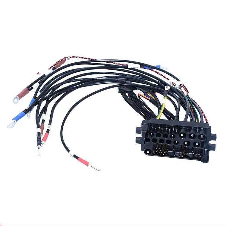 تولیدکننده سیم‌کشی تخصصی در طراحی کابل سفارشی برای دستگاه‌های پزشکی | تولیدکننده کابل پزشکی با تجربه که مجموعه‌های کابلی ایمن، بادوام و آماده برای بیمار را ارائه می‌دهد